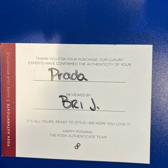 Authentic pre-loved Lux Galleria double zip closure tote. - Picture 4 of 16